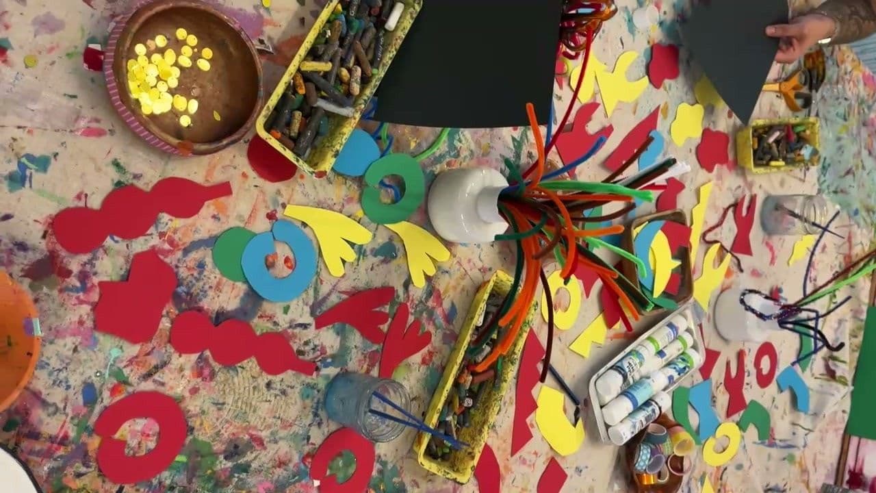 Drawing with Scissors